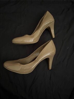 Merona Nude Patent High Heel Pumps